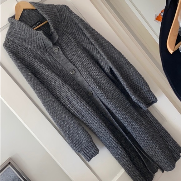 Gorgeous grey oversized sweater jacket - Picture 2 of 5